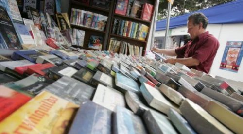 Precios de libros escolares están en web de Indecopi