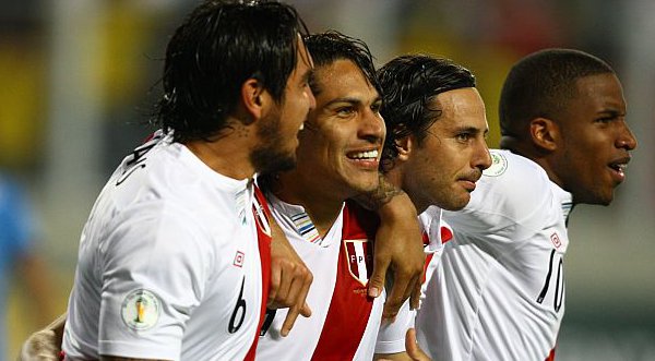 Perú empató 1-1 ante Túnez
