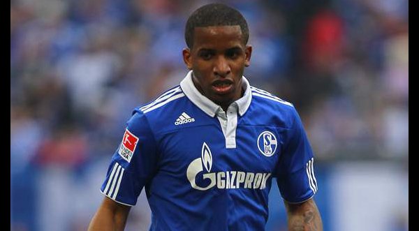 ‘Foquita’ Farfán no sería considerado dentro del Shalke 04