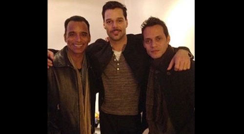 Ricky Martin feliz por visita en ensayo de ‘Evita’