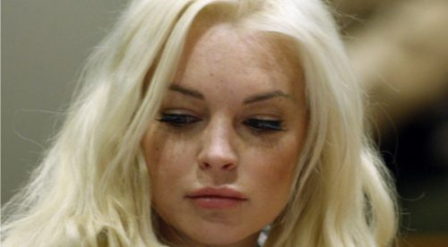 Lindsay Lohan acusada de agredir a una mujer