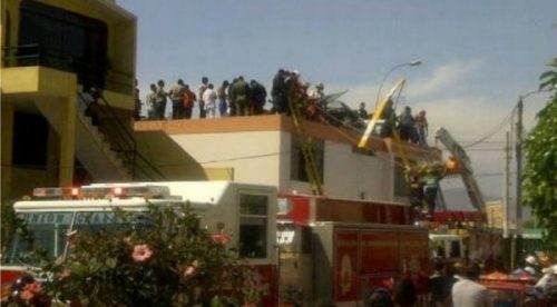 Helicóptero realizó aterrizaje de emergencia sobre casa en el Callao