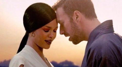 VIDEO: Rihanna se convierte en una princesa China en nuevo video