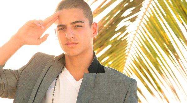 ¡Sexy! ¡Checa la foto de Maluma que enciende las redes sociales!