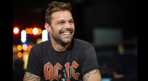 ¡Upps..! Ricky Martin se quedó en calzoncillos