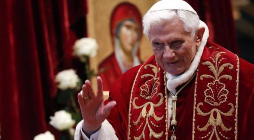 Benedicto XVI renunció a seguir siendo papa