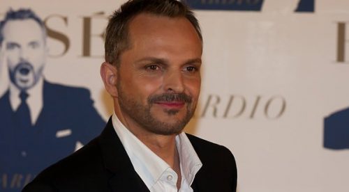 Video: Miguel Bosé deja mal parados a periodistas en conferencia de prensa