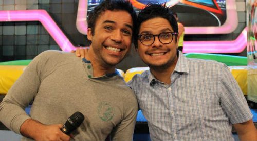 Video: Gian Piero y Renzo se pusieron muy ‘cariñosos’