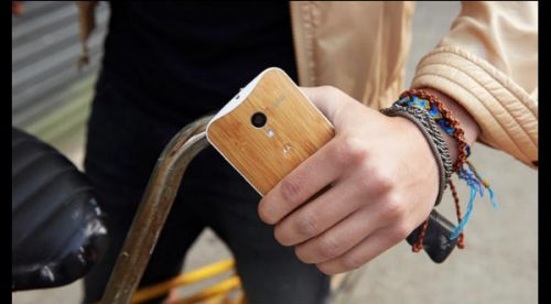 Celular de madera sale al mercado