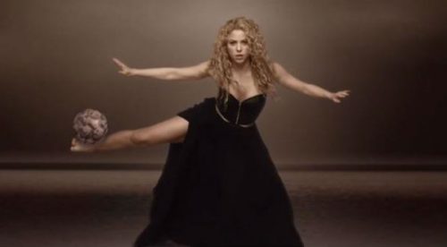 Cheka el detrás de cámaras del video de ‘La la la’ de Shakira