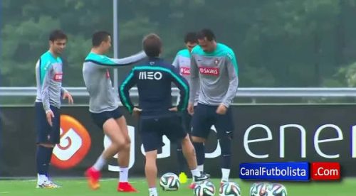 VIDEO: Cheka a CR7 bailando en los entrenamientos de su selección