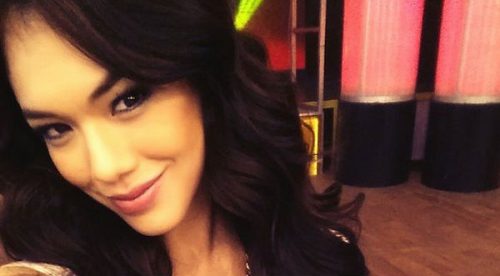 Jazmín Pinedo alborota las redes sociales con sensual ‘topless’ – FOTO