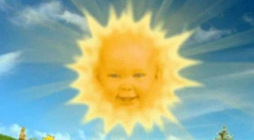 Checa cómo luce la actriz que hizo del sol de los Teletubbies- FOTO