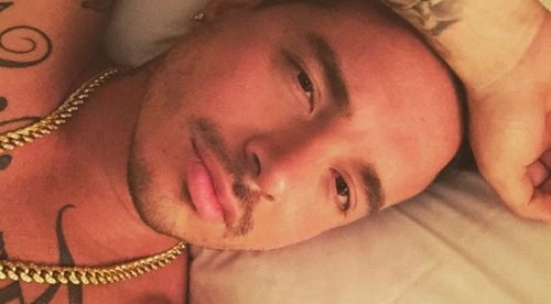 Checa la foto del ‘sexy’ pijama de J Balvin