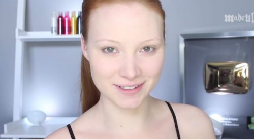No vas a creer cómo termina este tutorial de maquillaje… ¡es aterrador! – VIDEO