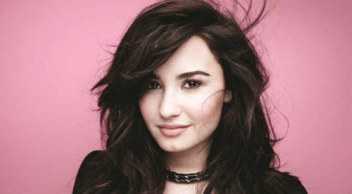 ¡OMG! Demi Lovato confesó haber tenido relaciones con mujeres – VIDEO