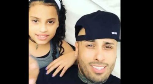 Nicky Jam canta junto a su hija en un ‘mágico’ concierto – VIDEO