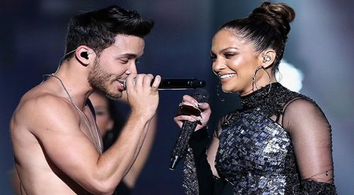 Mismo Nicola: Prince Royce lo mostró todo en concierto con Jennifer Lopez – VIDEO