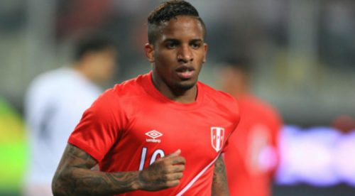 Jefferson Farfán olvidaría los escándalos y firmaría por este importante equipo