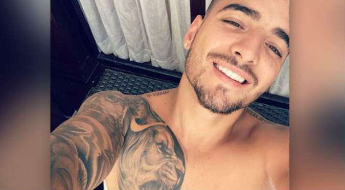 ¡Asuuuu! Maluma incendió las redes sociales con video en la ducha