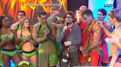 ¡Ni te imaginas quién es! Ella ingresó a ‘Combate’ y sorprendió a todos