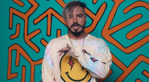 ¡Genial! Esta celebridad mundial aparece en el nuevo videoclip de J Balvin