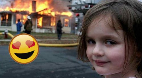 ¡No creerás cómo luce la ‘niña del meme desastre’! (FOTOS)