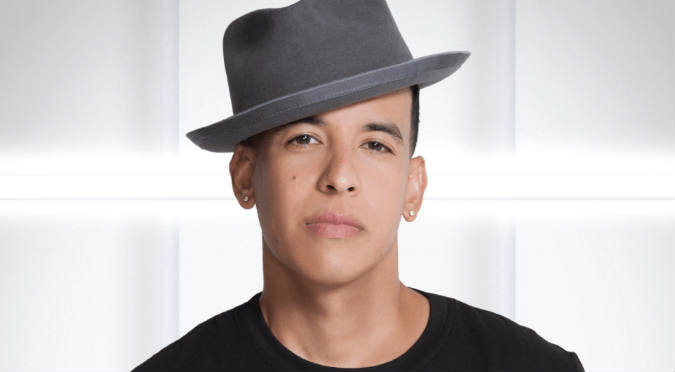 Daddy Yankee conmueve en redes sociales con tierno gesto