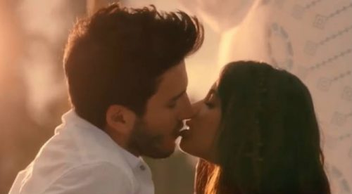 Sebastián Yatra y Tini enamoran con ‘Quiero Volver’ (VIDEO)