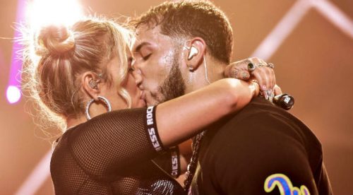 Karol G manda tremendo piropo a Anuel