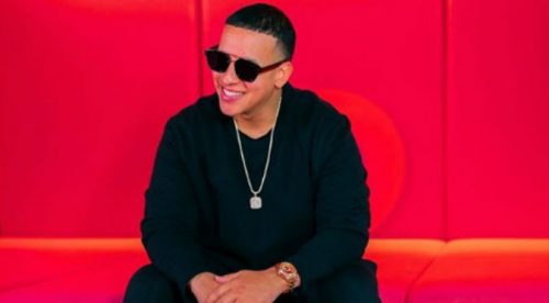 Daddy Yankee alimenta a 120 niños diariamente (VIDEO)