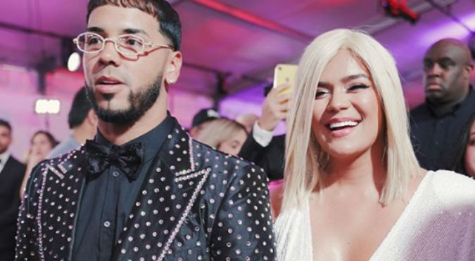 Karol G y Anuel: Lanzan duros adjetivos contra cantante por usar filtro de bebé (VIDEO)