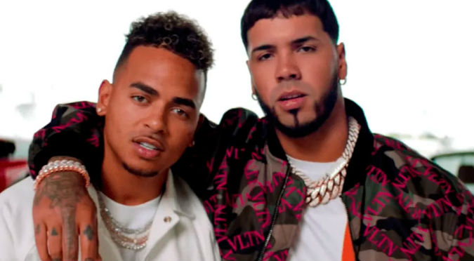 Ozuna apoyó con dinero a los padres de Anuel AA