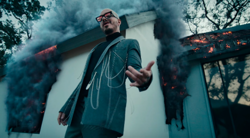 J Balvin estrena videoclip de “Gris” | VIDEO