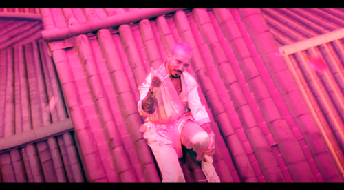 J Balvin estrena videoclip de “Rosa” | VIDEO