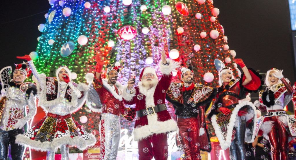 Coca-Cola celebra la magia de la conexión humana y se propone a inspirar actos de bondad en esta Navidad